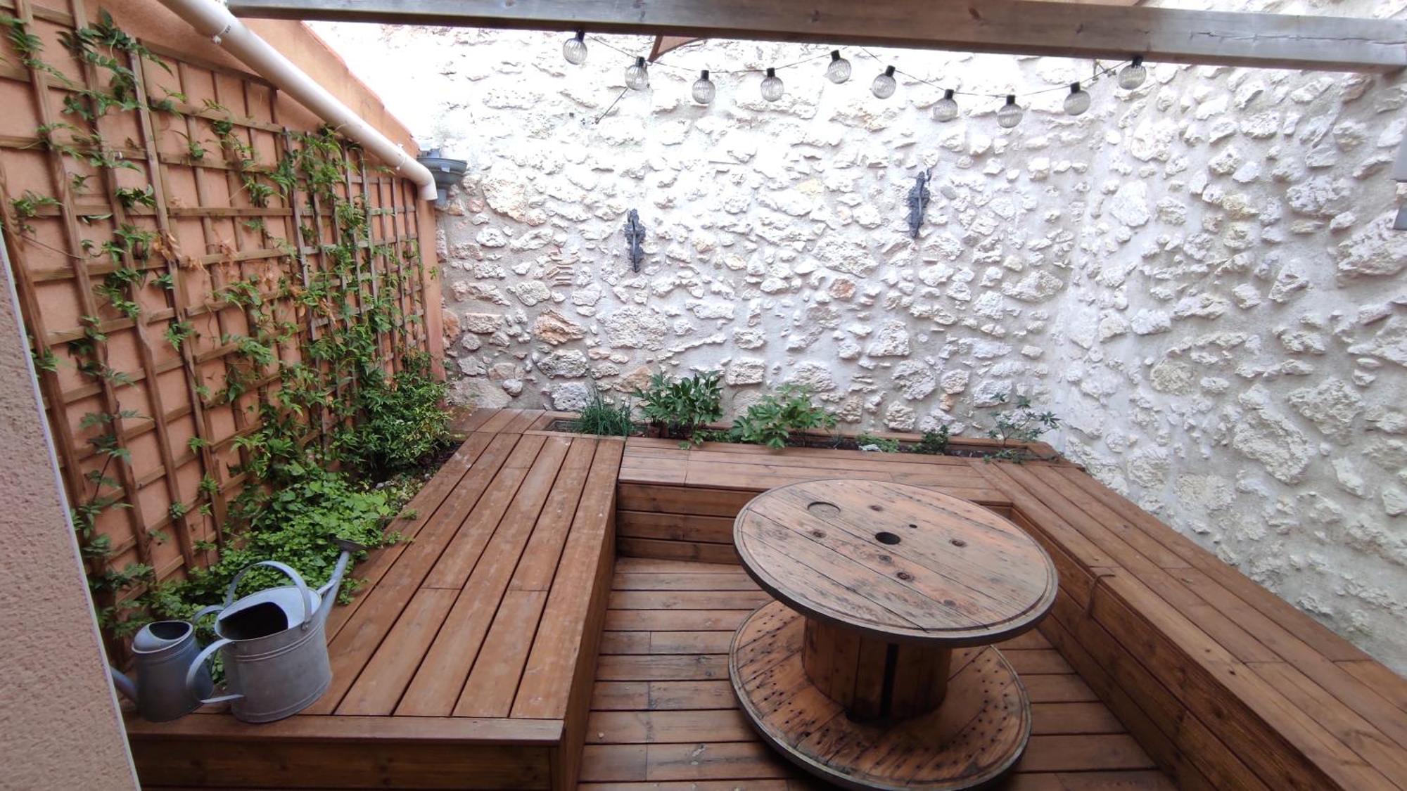 Maison De Village Avec Sa Charmante Petite Cour Interieure Fleury  Εξωτερικό φωτογραφία